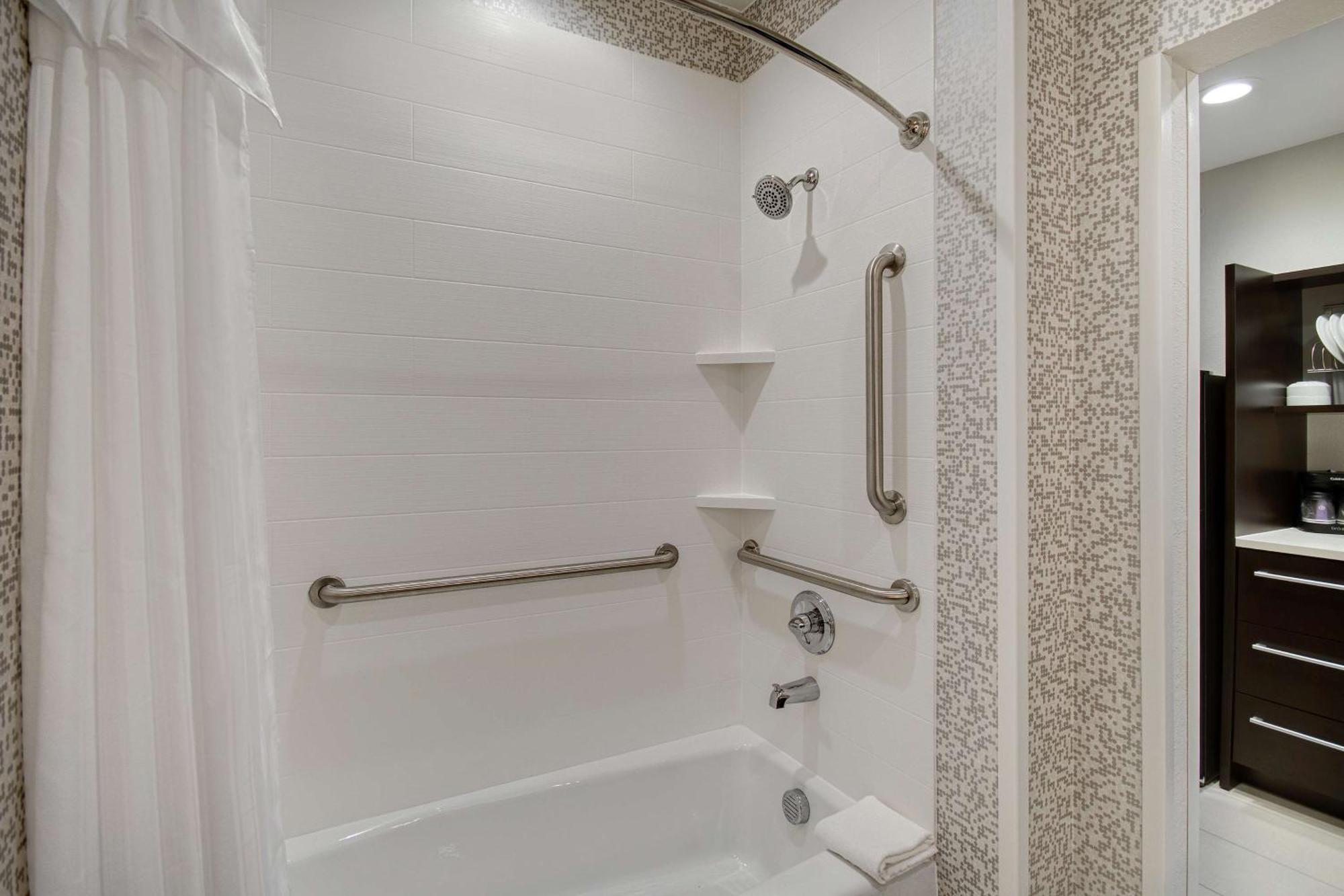 Home2 Suites By Hilton Burleson Εξωτερικό φωτογραφία