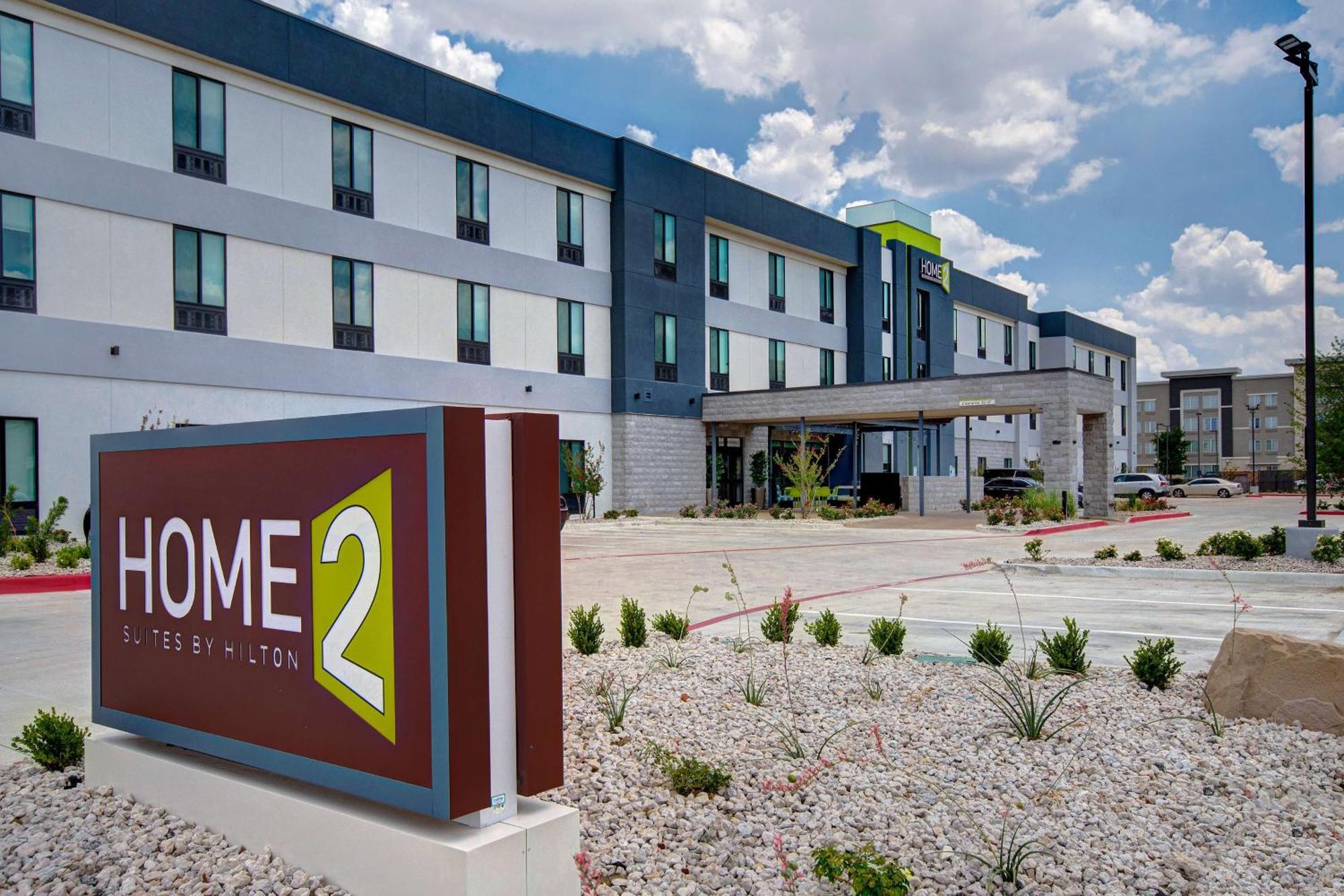 Home2 Suites By Hilton Burleson Εξωτερικό φωτογραφία